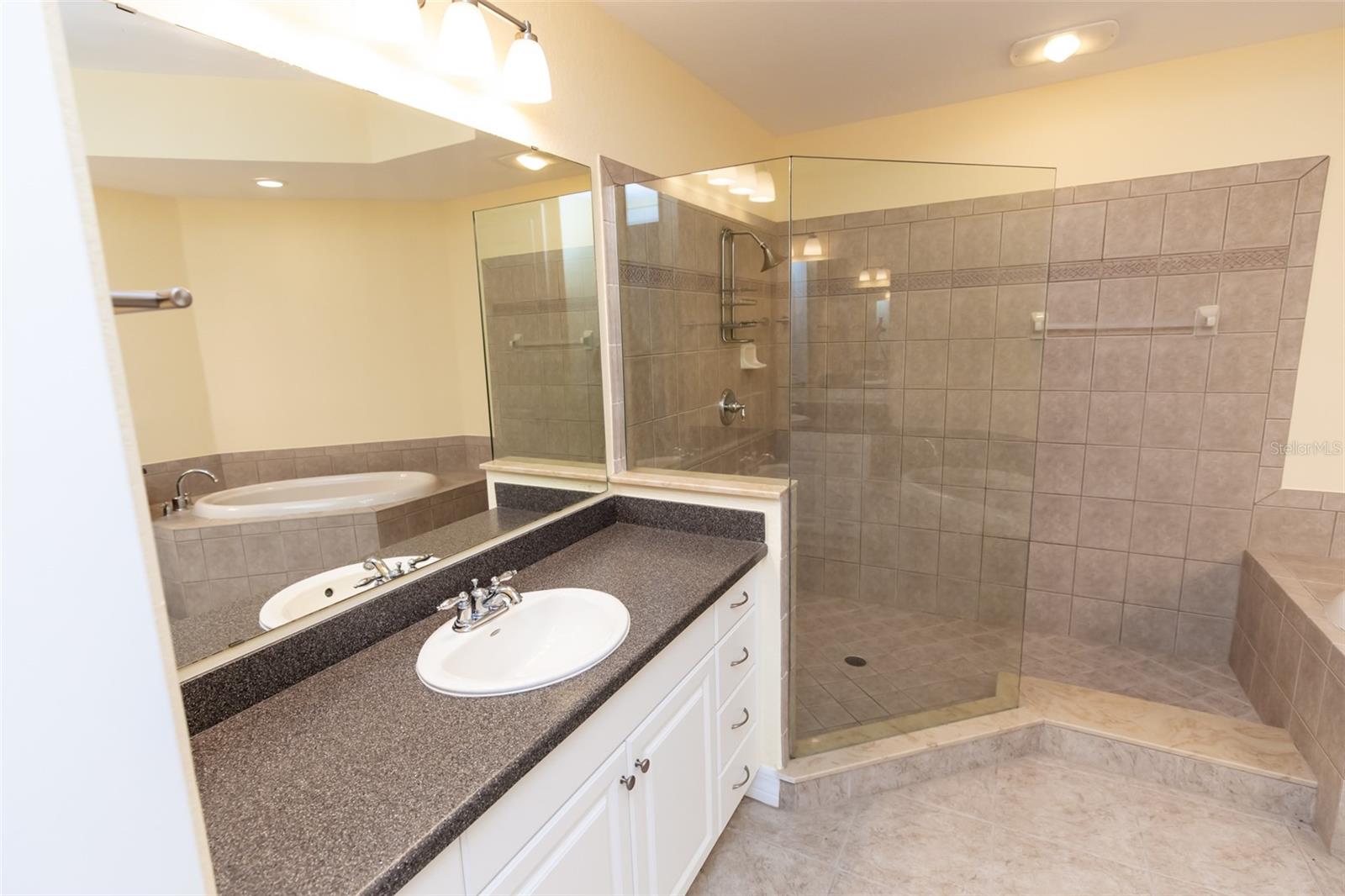 Image 18 of 54 For 99 Vivante Boulevard 311