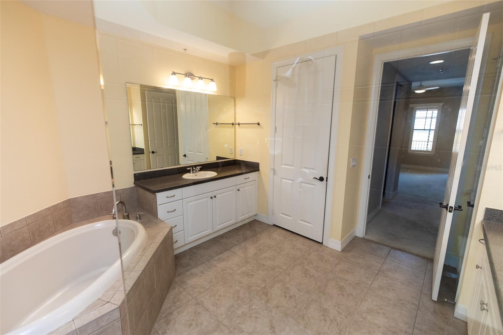 Image 19 of 54 For 99 Vivante Boulevard 311