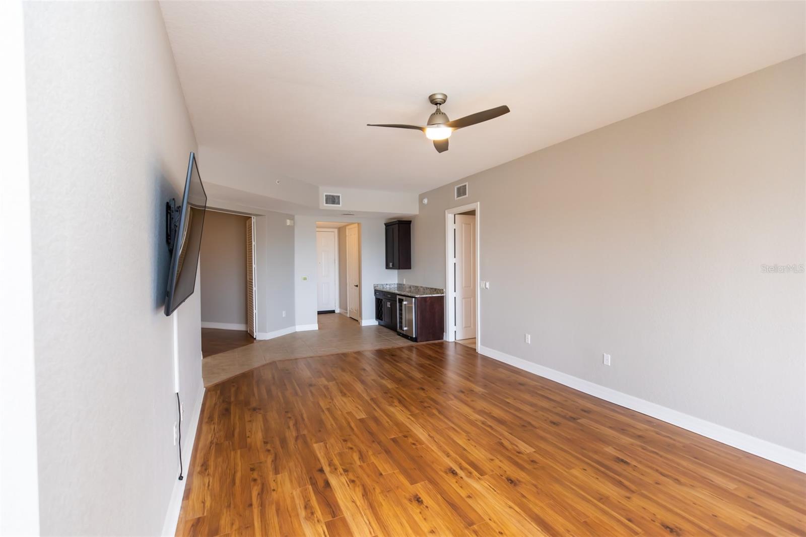 Image 7 of 54 For 99 Vivante Boulevard 311
