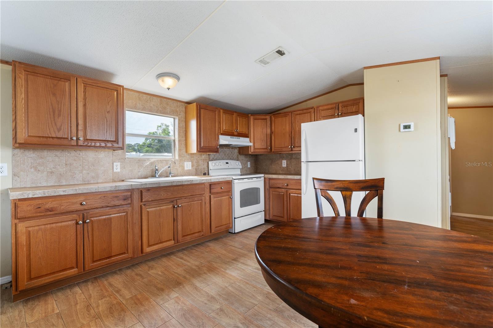 Image 10 of 24 For 1516 Woodlawn Avenue