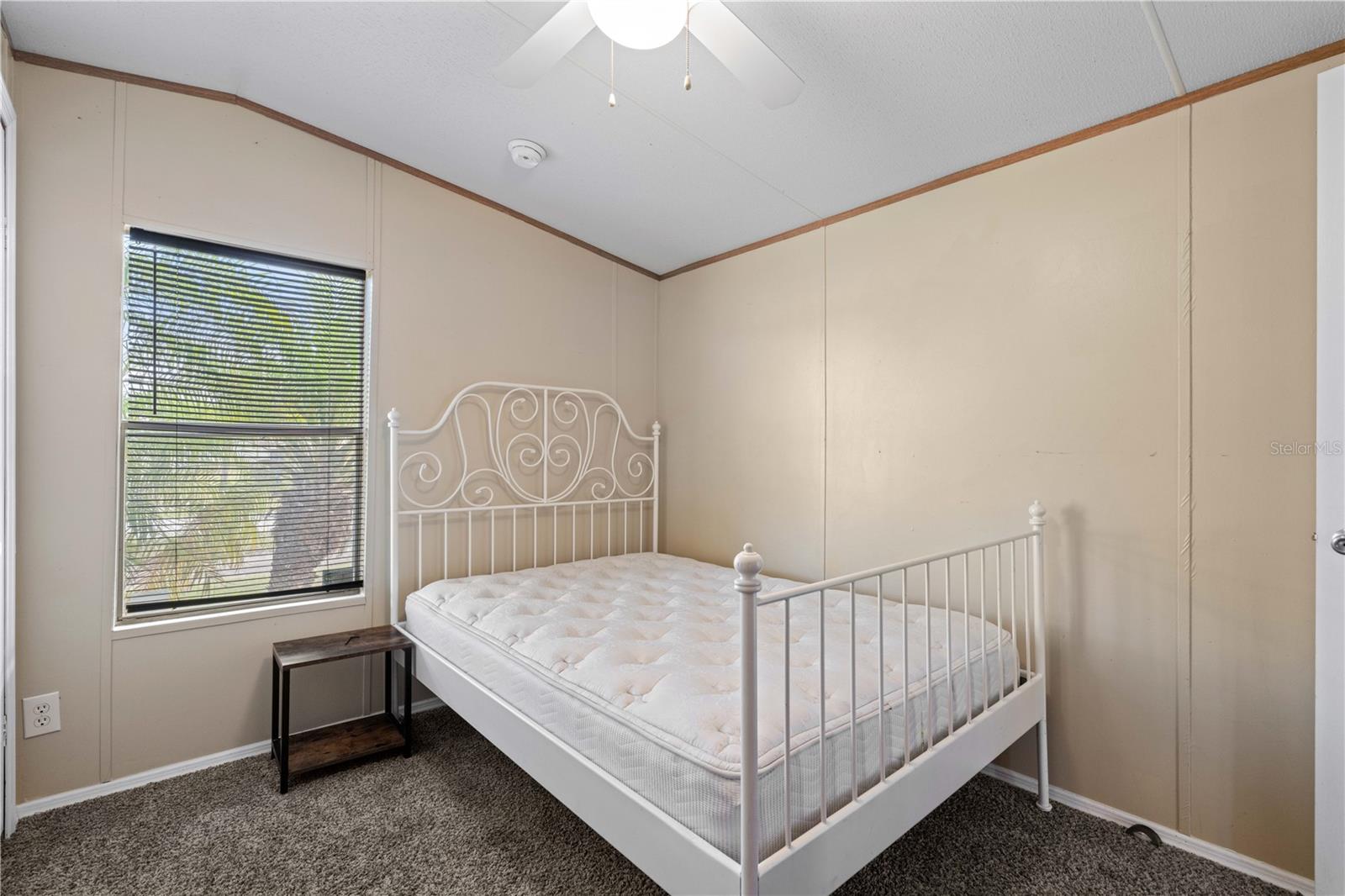 Image 14 of 24 For 1516 Woodlawn Avenue