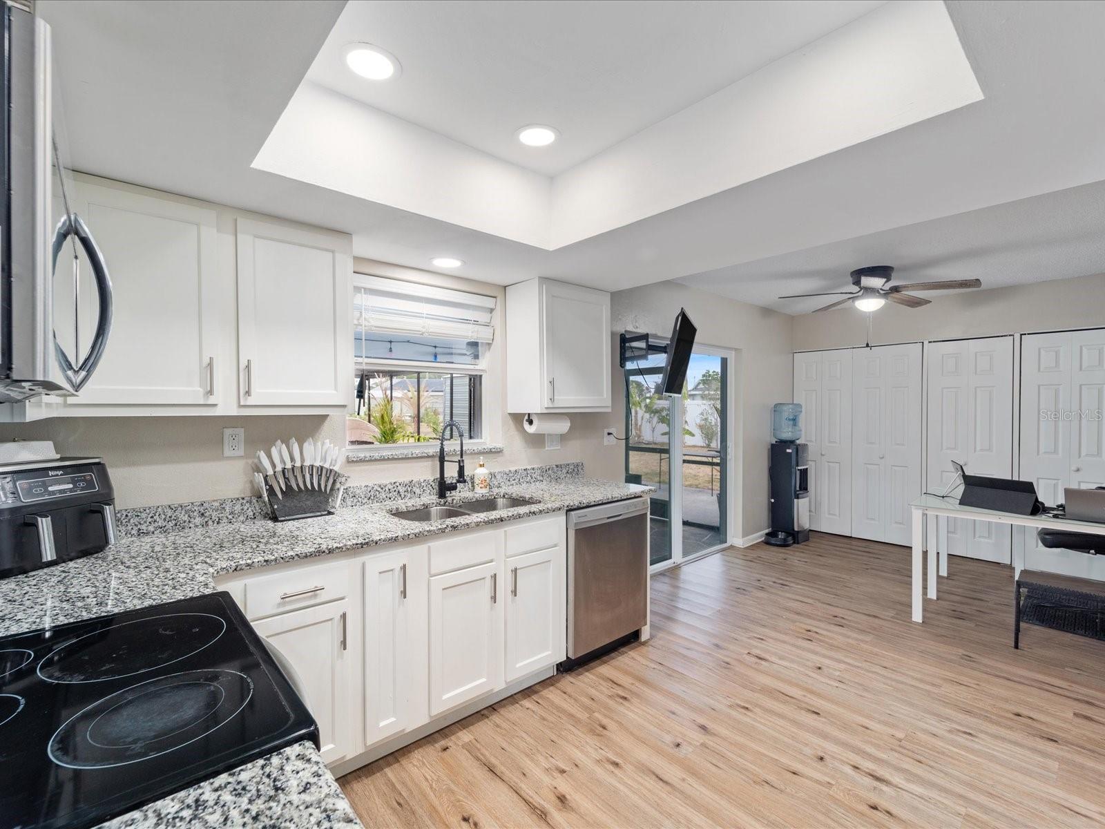 Image 9 of 36 For 6531 Marius Rd