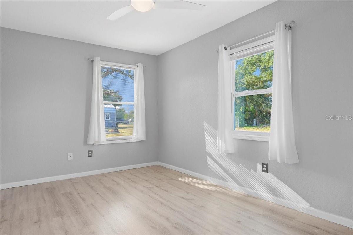 Image 15 of 28 For 5520 Kenwood Drive