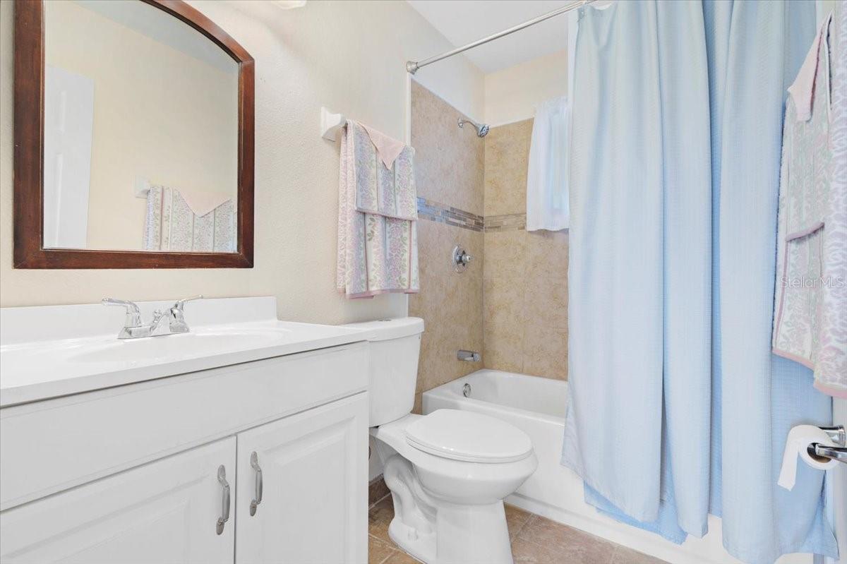 Image 19 of 28 For 5520 Kenwood Drive