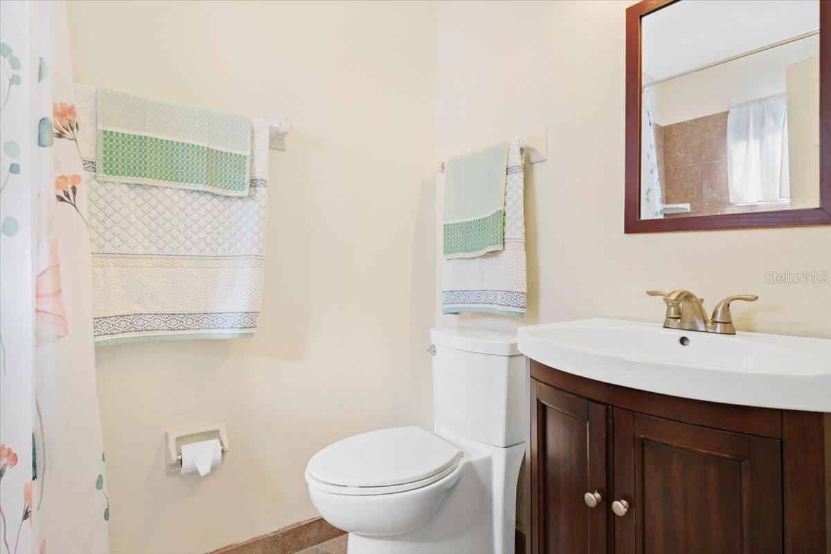 Image 22 of 28 For 5520 Kenwood Drive