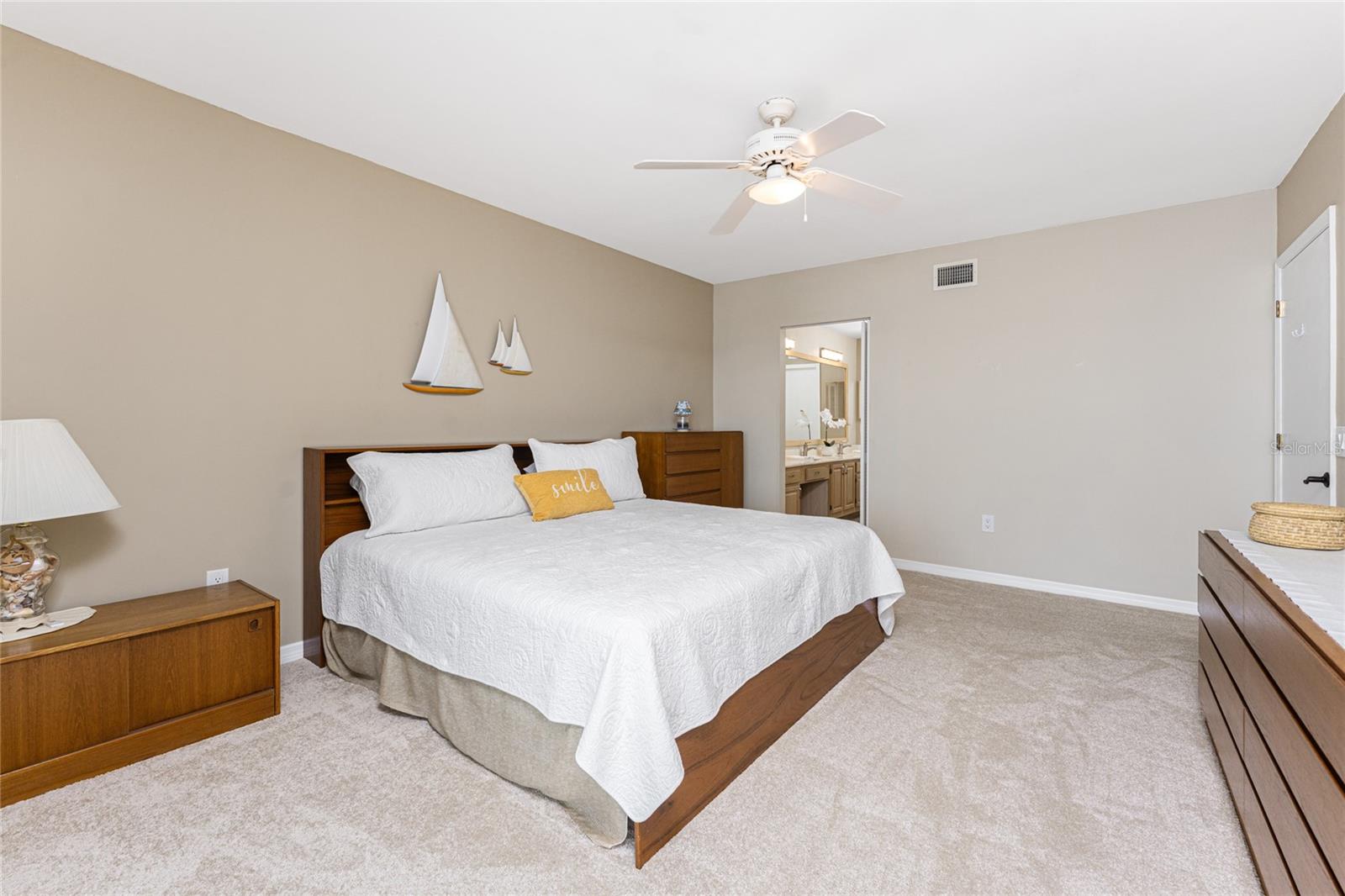 Image 30 of 70 For 1750 Jamaica Way  312