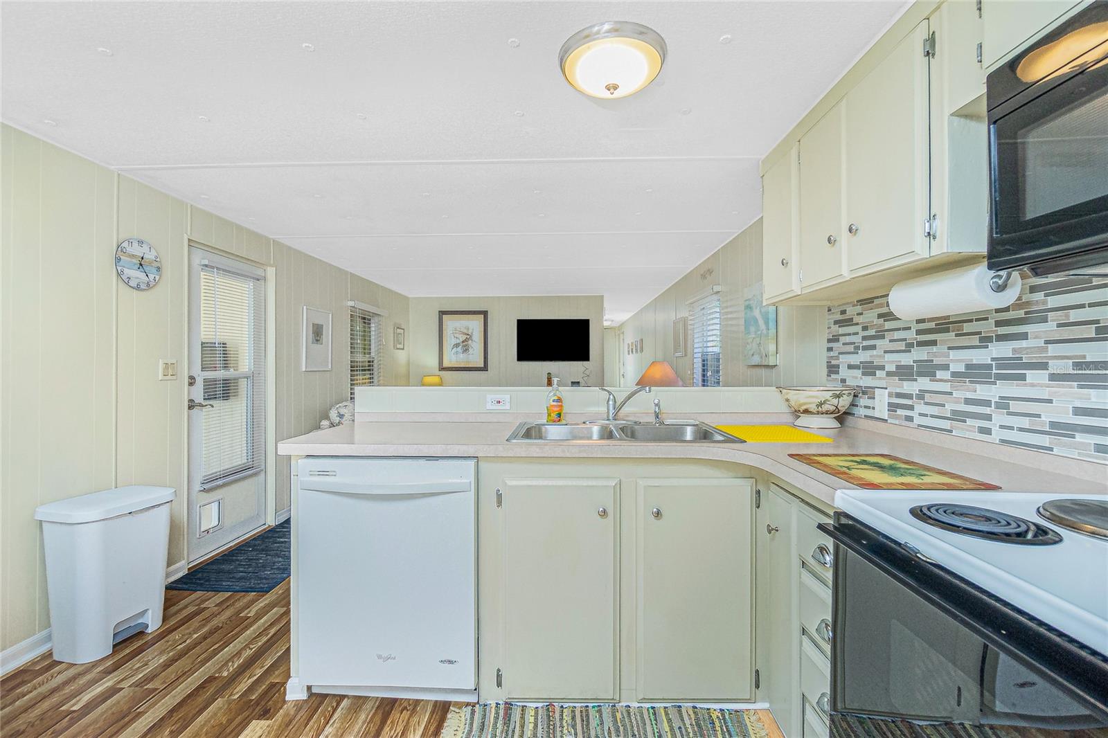 Image 12 of 44 For 7313 Desant Lane