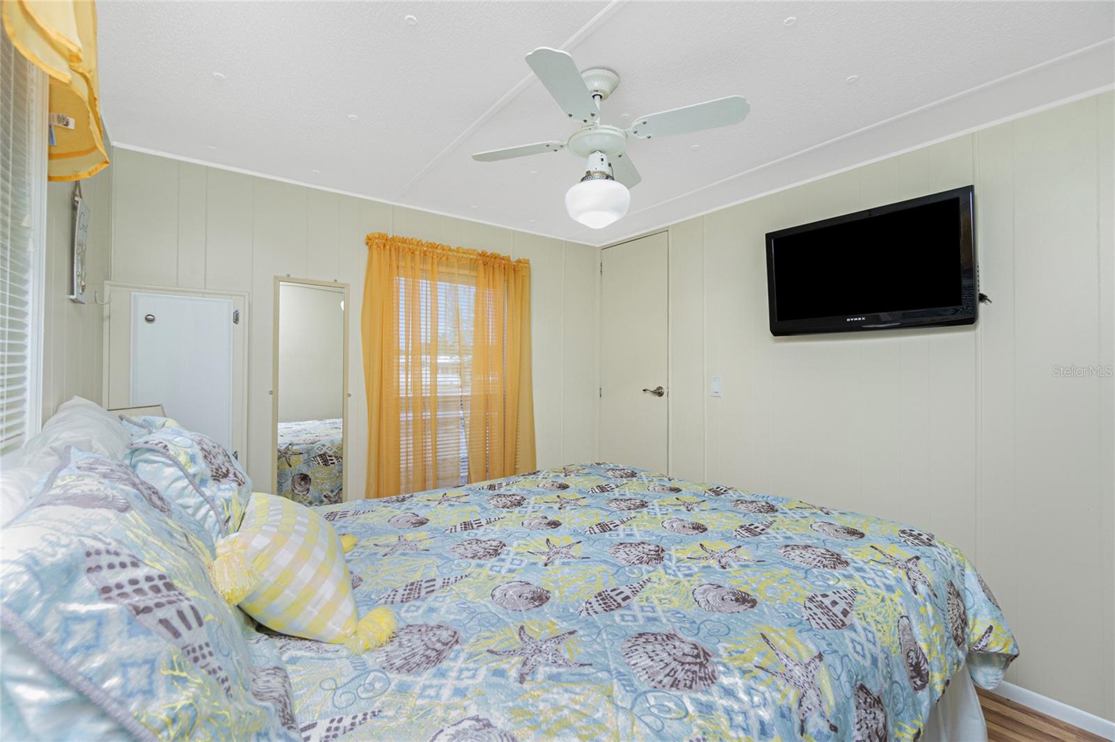 Image 16 of 44 For 7313 Desant Lane