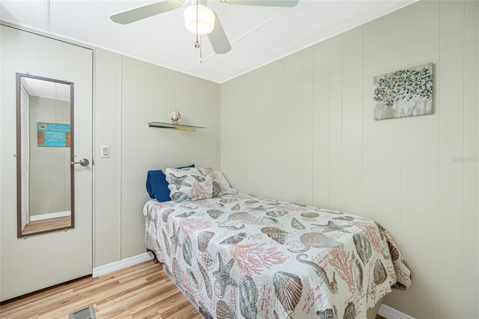Image 18 of 44 For 7313 Desant Lane