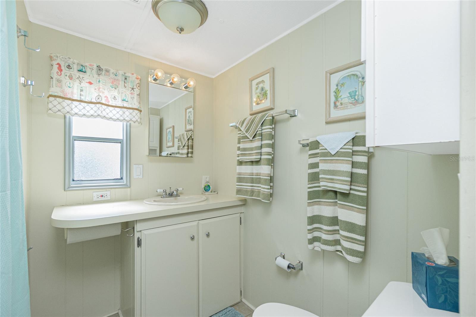 Image 19 of 44 For 7313 Desant Lane