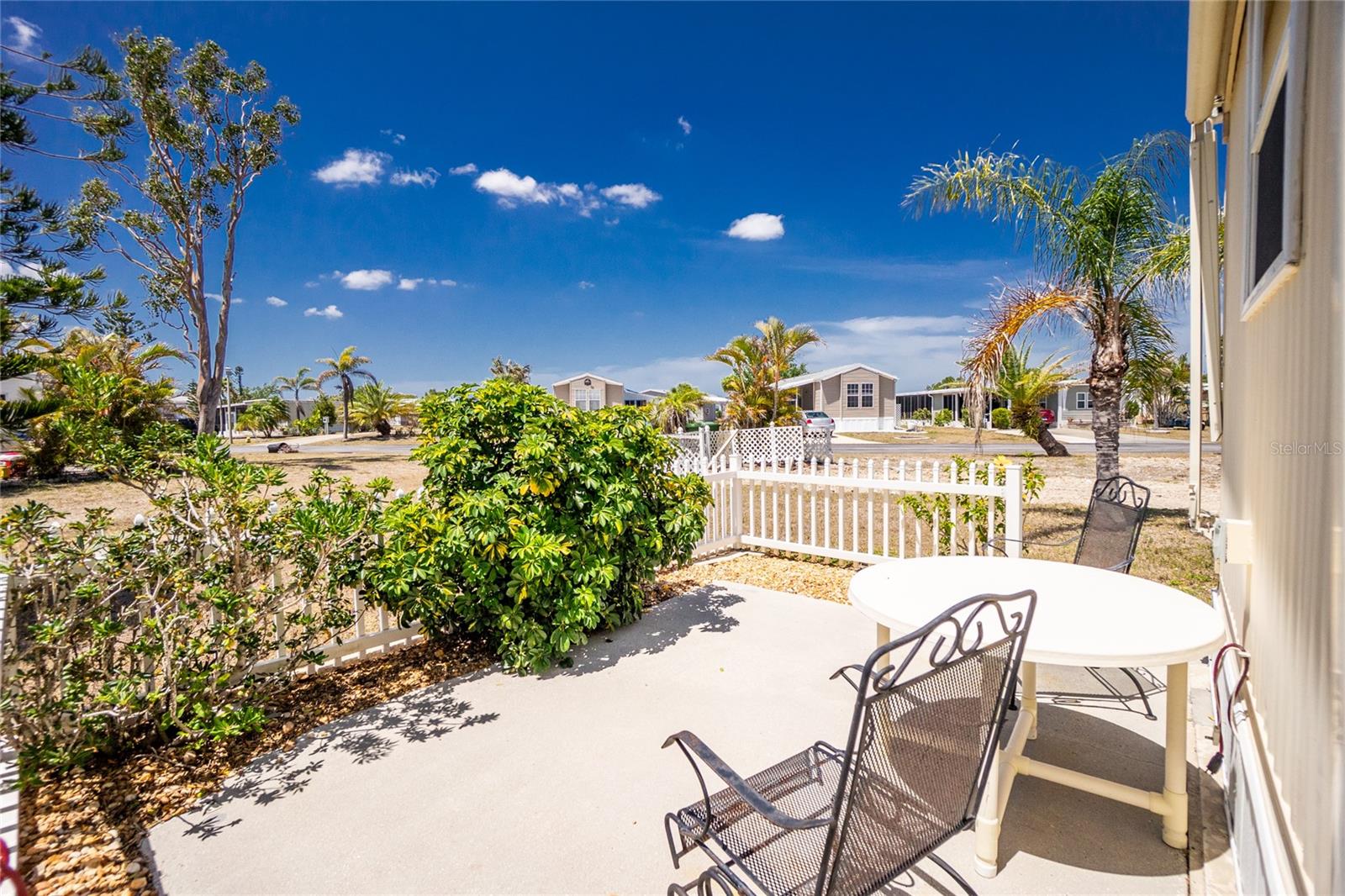 Image 21 of 44 For 7313 Desant Lane