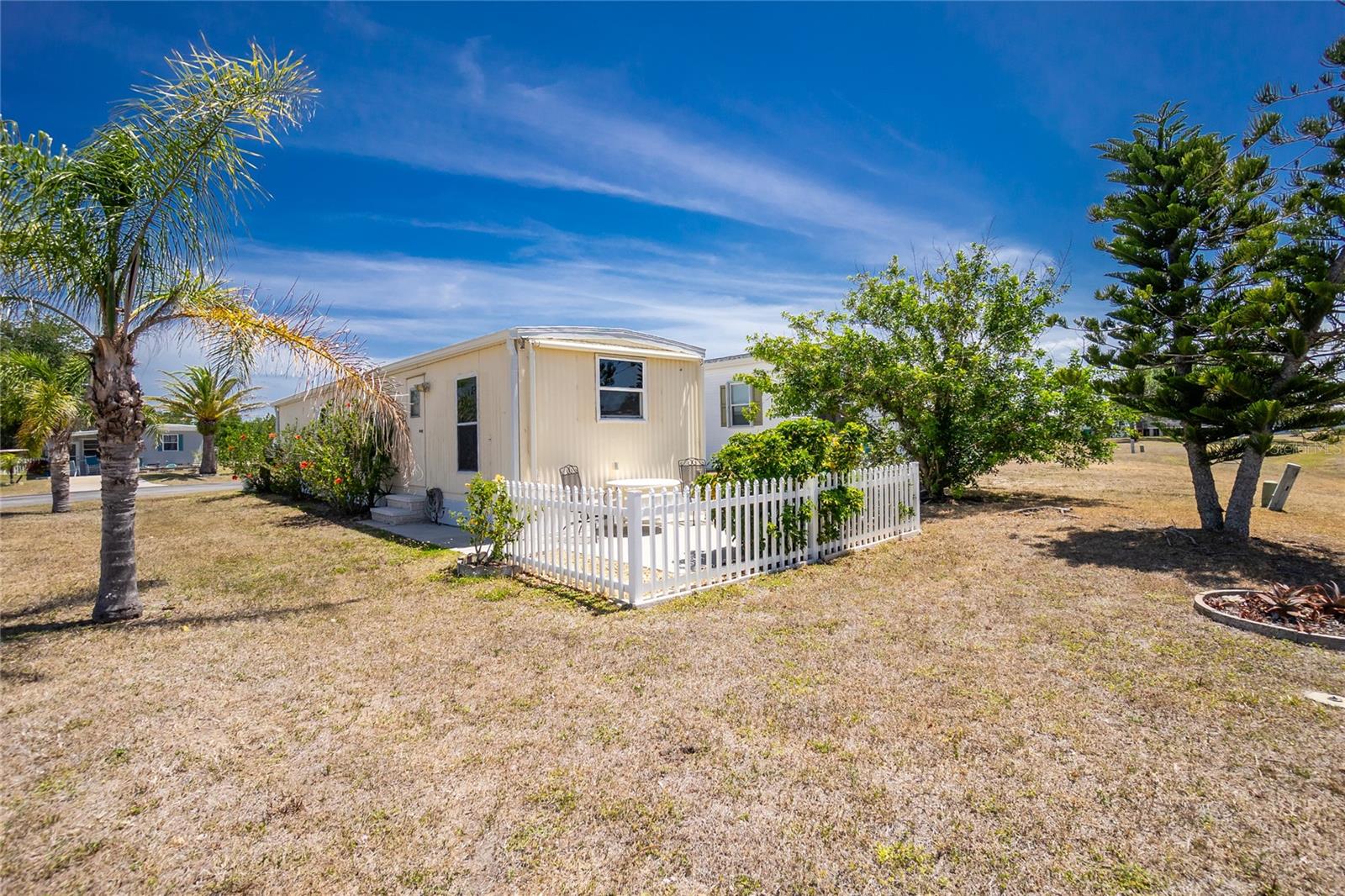 Image 24 of 44 For 7313 Desant Lane