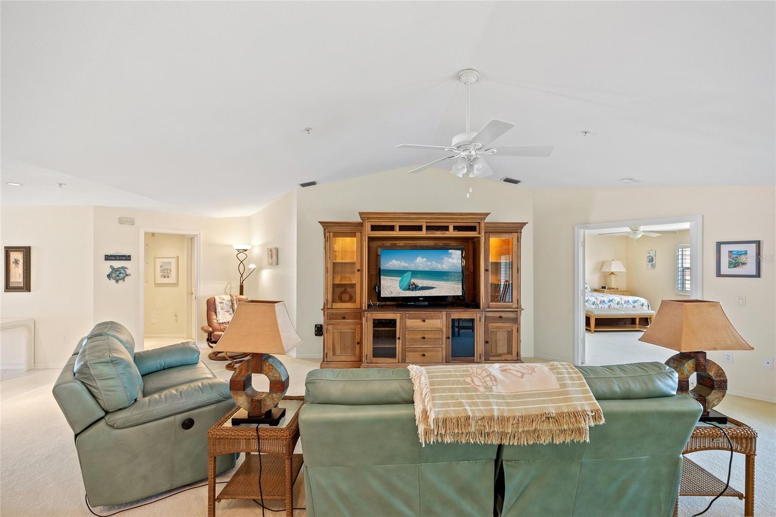 Image 9 of 41 For 1326 Wesley Drive 132