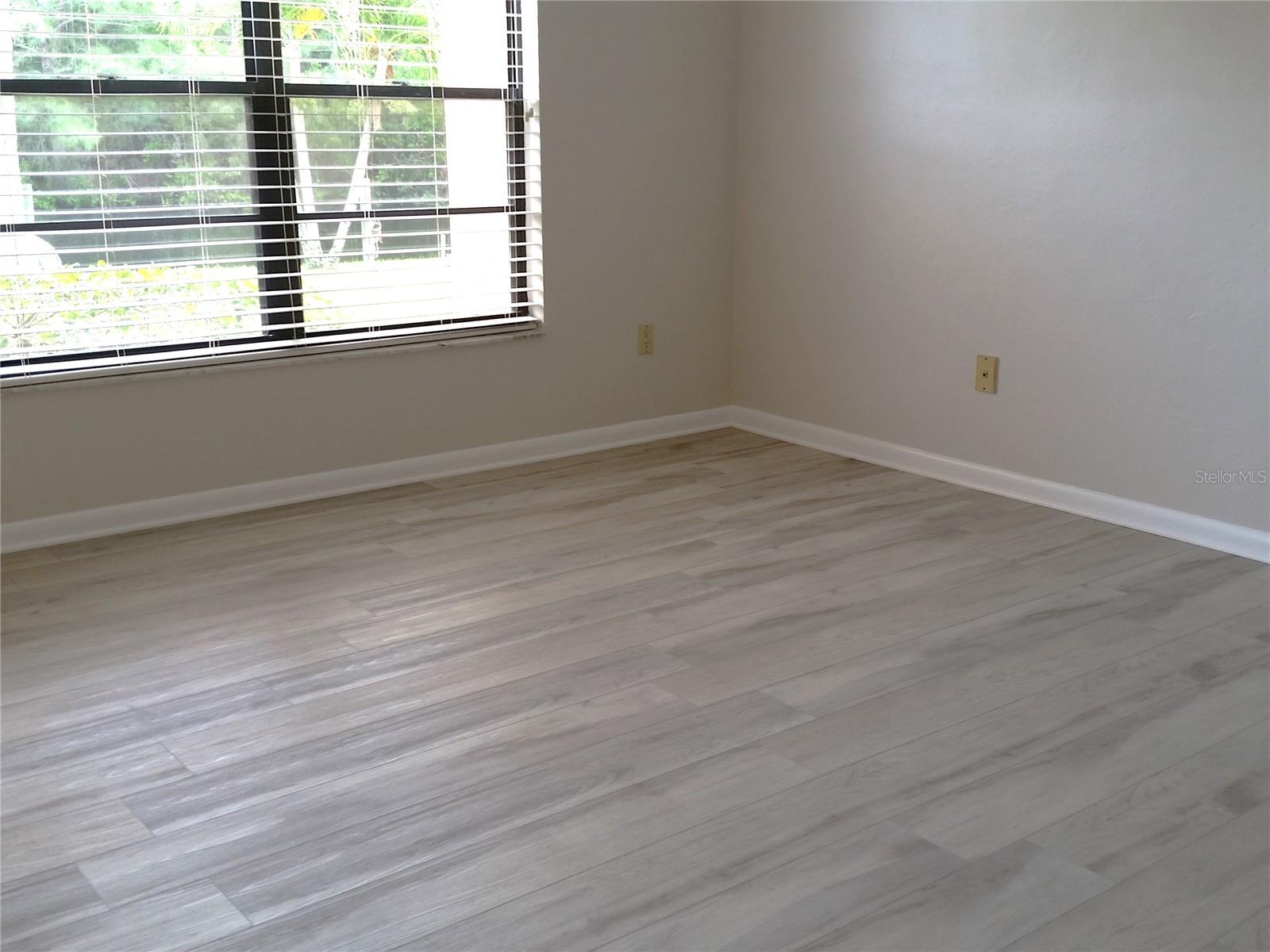 Image 11 of 18 For 1352 Rock Dove Court B104