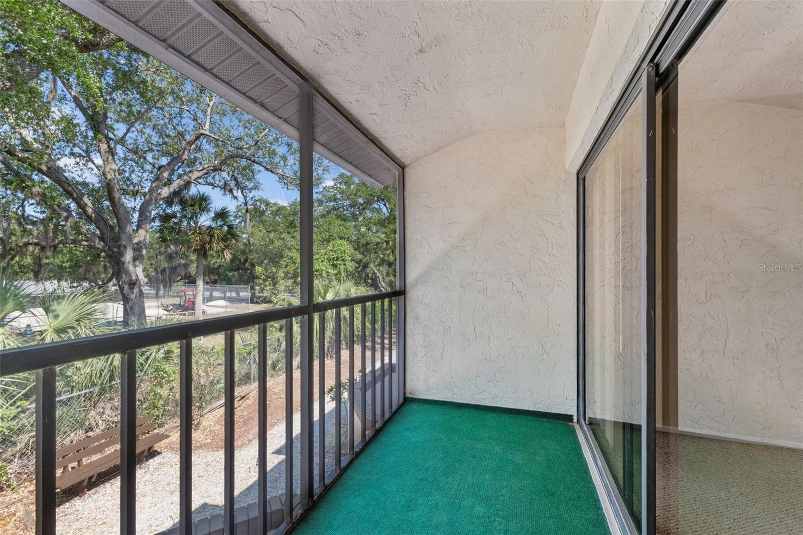 Image 10 of 49 For 19505 Quesada Avenue A204