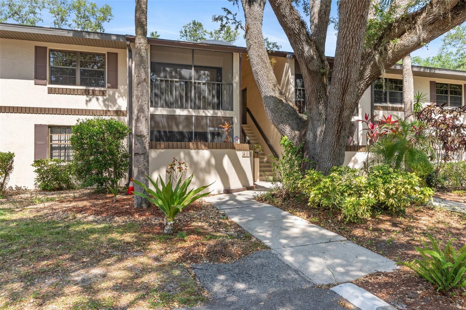 Image 2 of 49 For 19505 Quesada Avenue A204