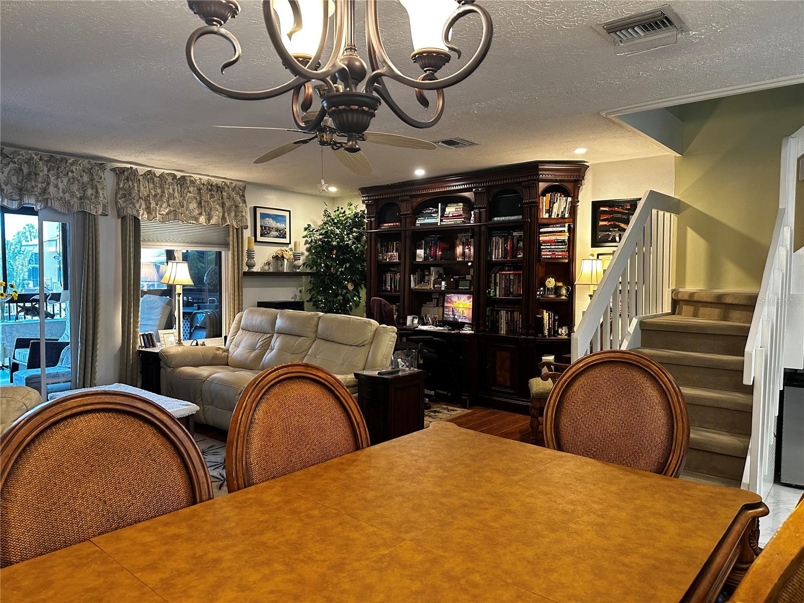 Image 6 of 15 For 25188 Marion Avenue 1004