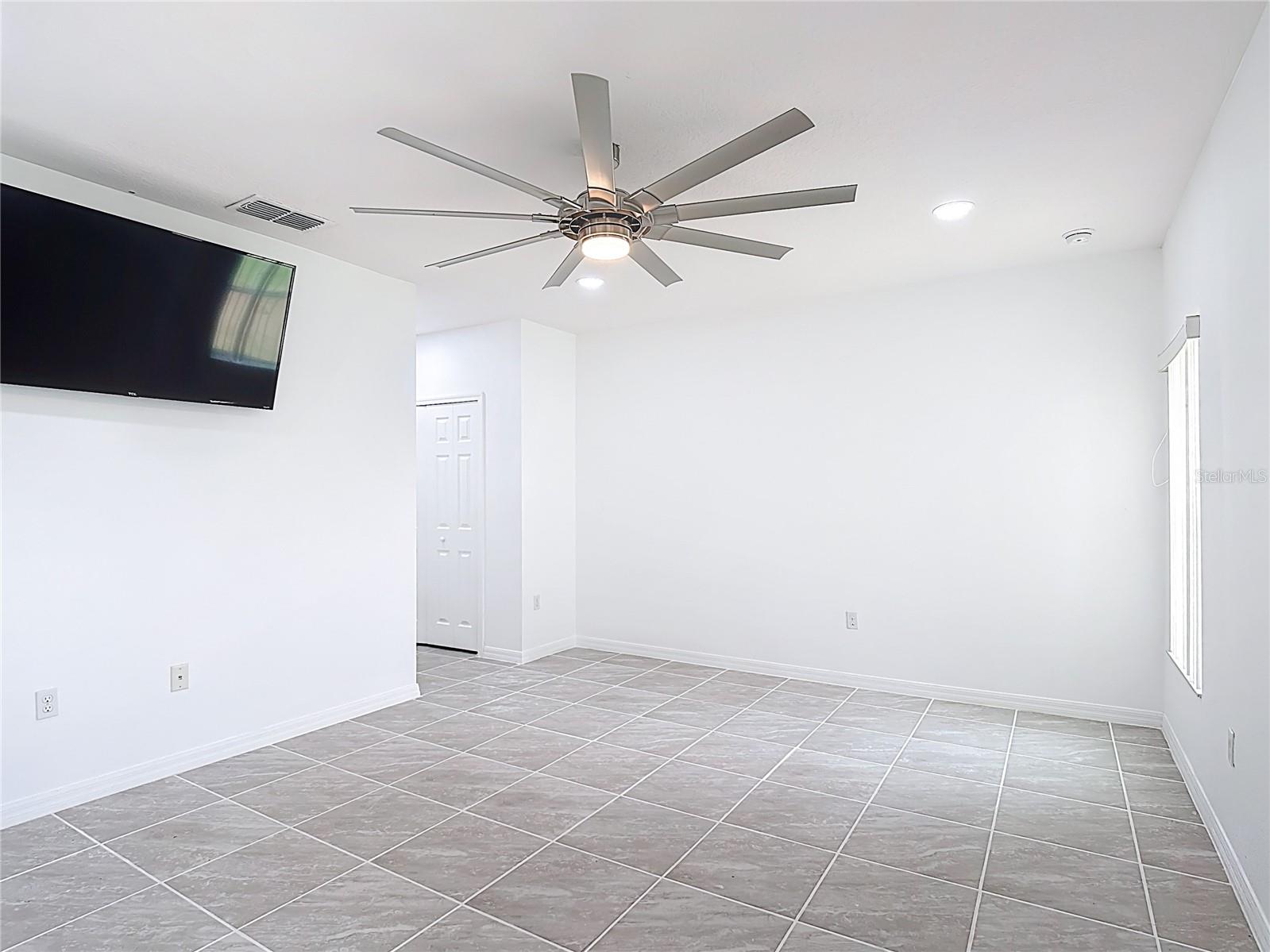 Image 17 of 31 For 3514 Yacht Club Court