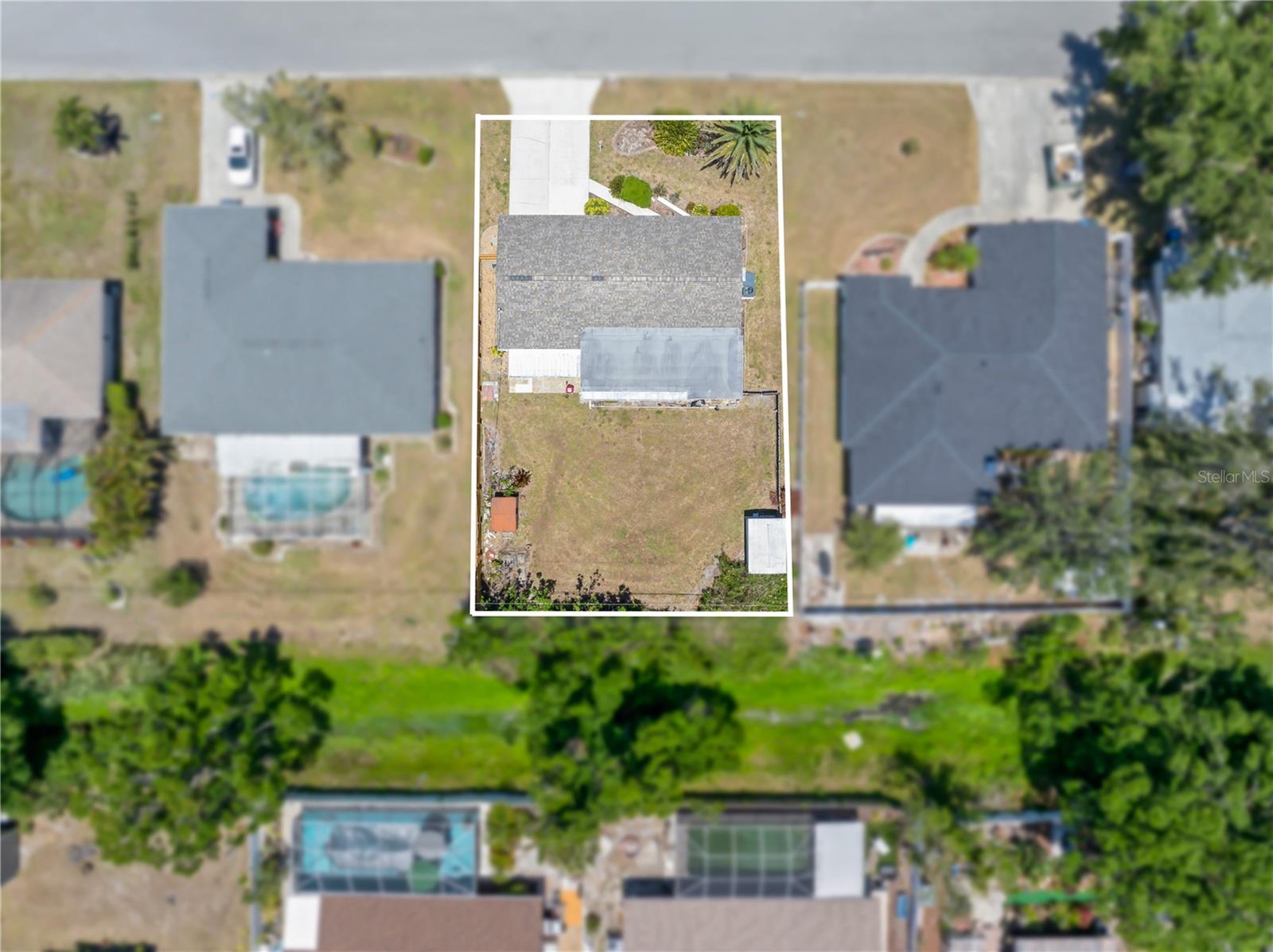 Image 44 of 51 For 218 Parkview Drive