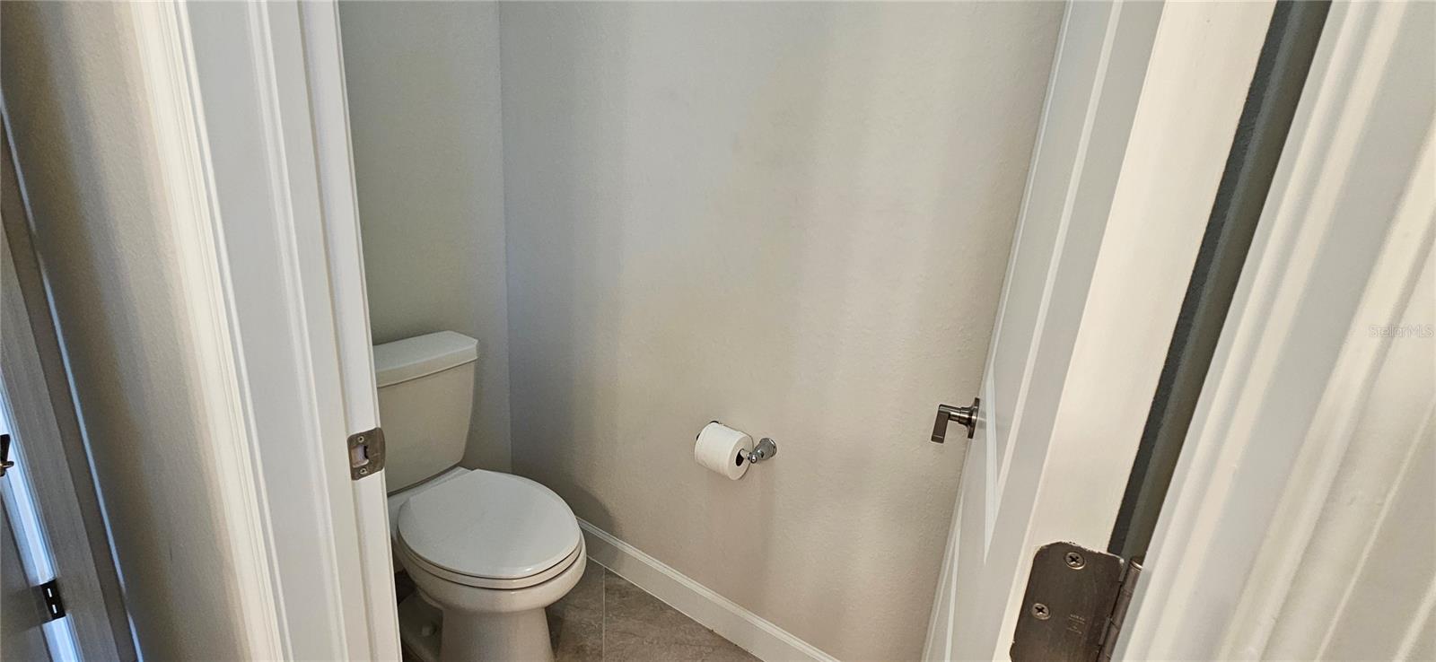 Image 9 of 26 For 17040 Oakstead Drive