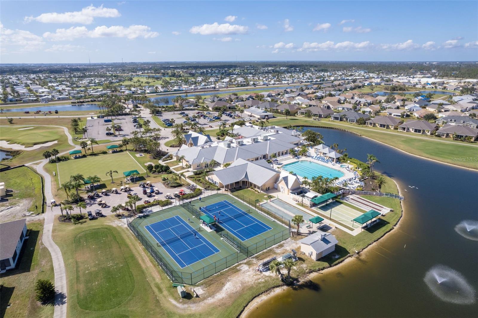 Image 24 of 41 For 24317 Kintail Court