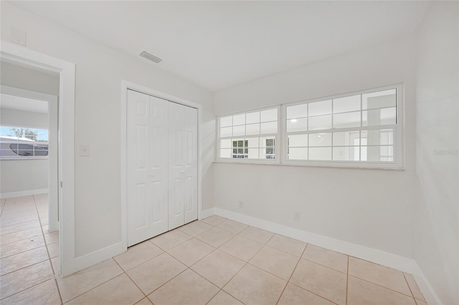Image 15 of 30 For 3515 Vasco Street