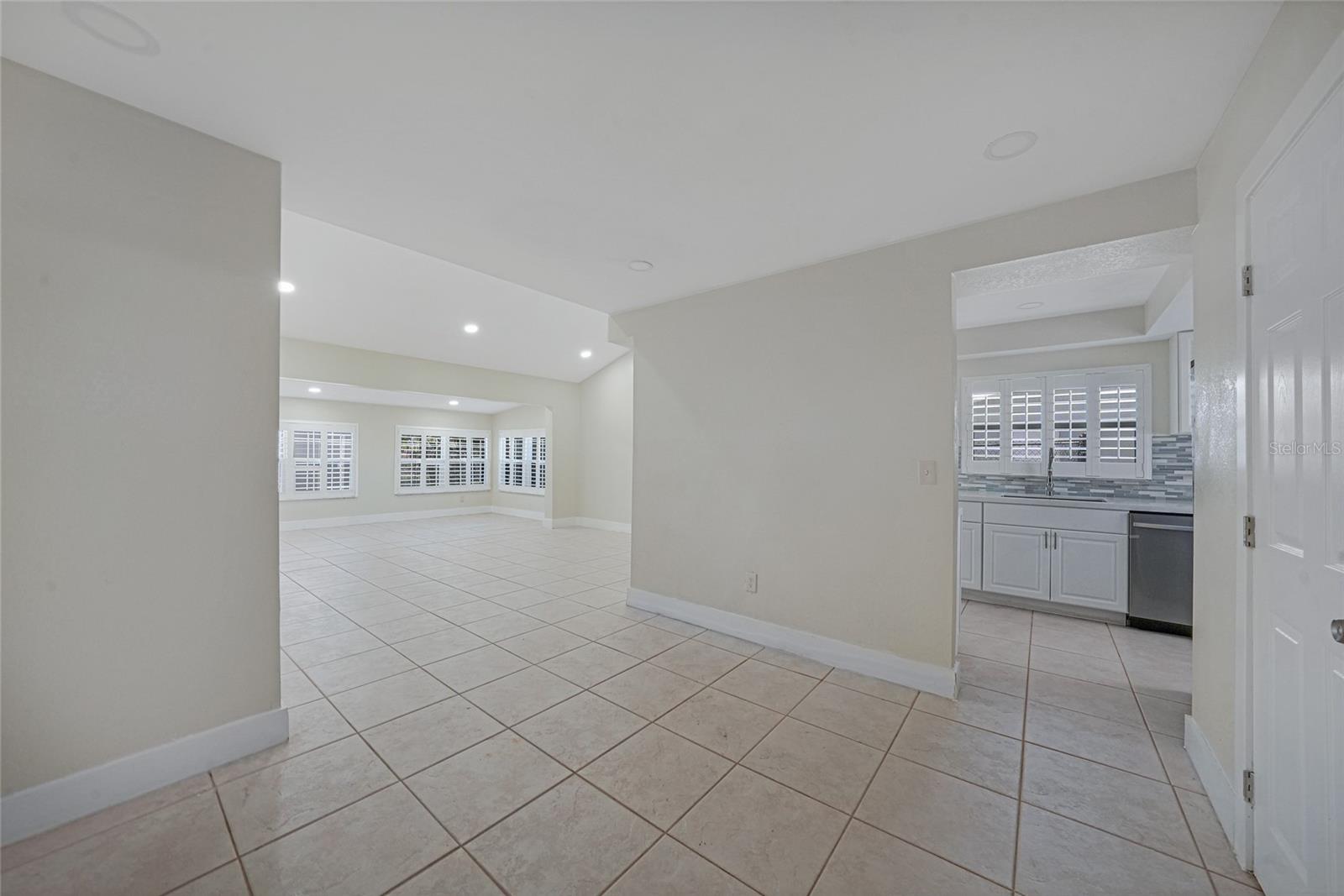 Image 5 of 30 For 3515 Vasco Street