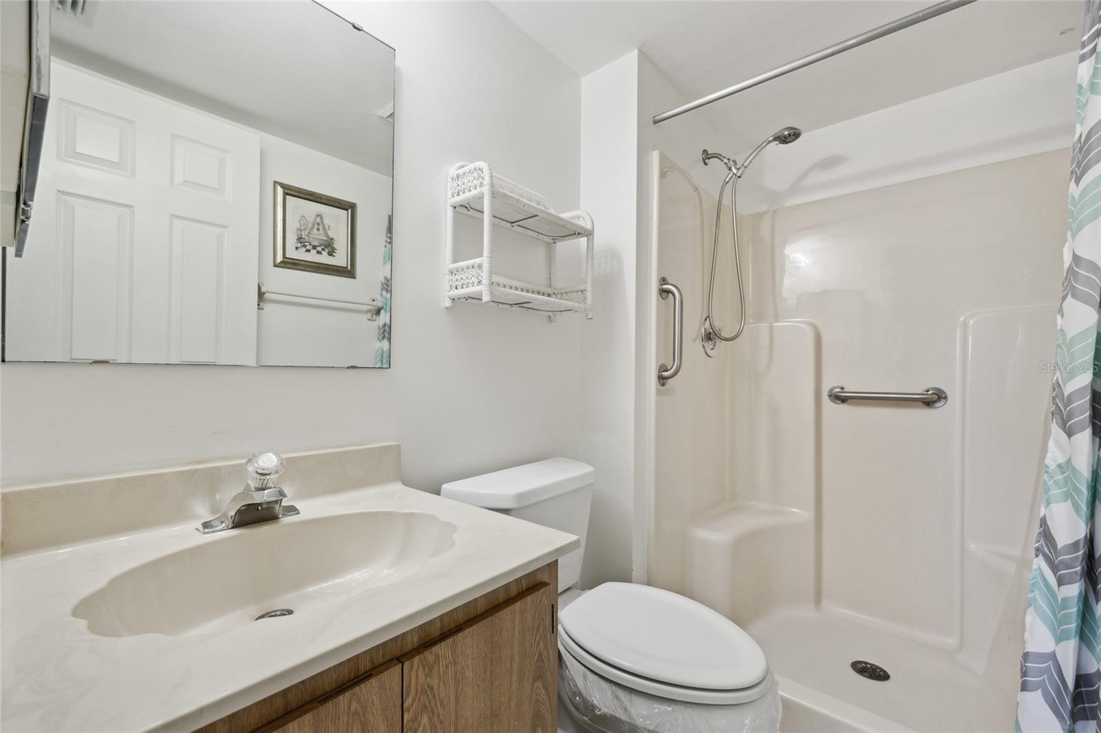 Image 16 of 36 For 3310 Loveland Boulevard 1503