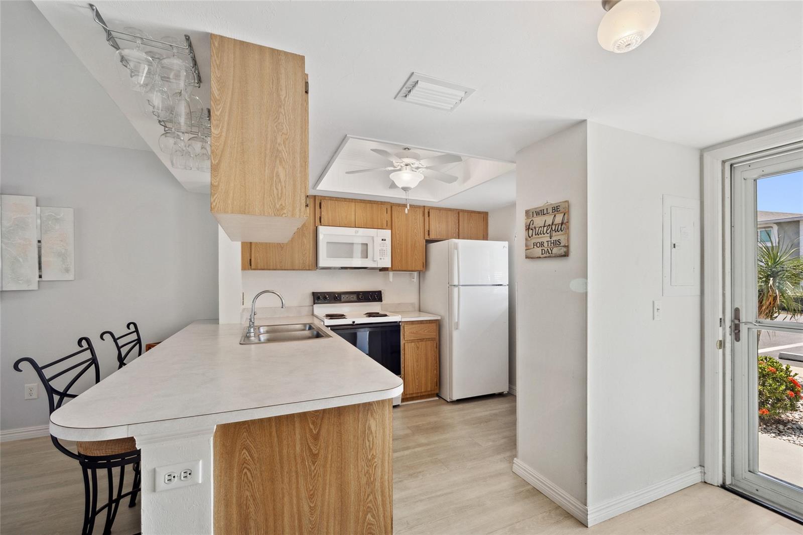 Image 7 of 36 For 3310 Loveland Boulevard 1503