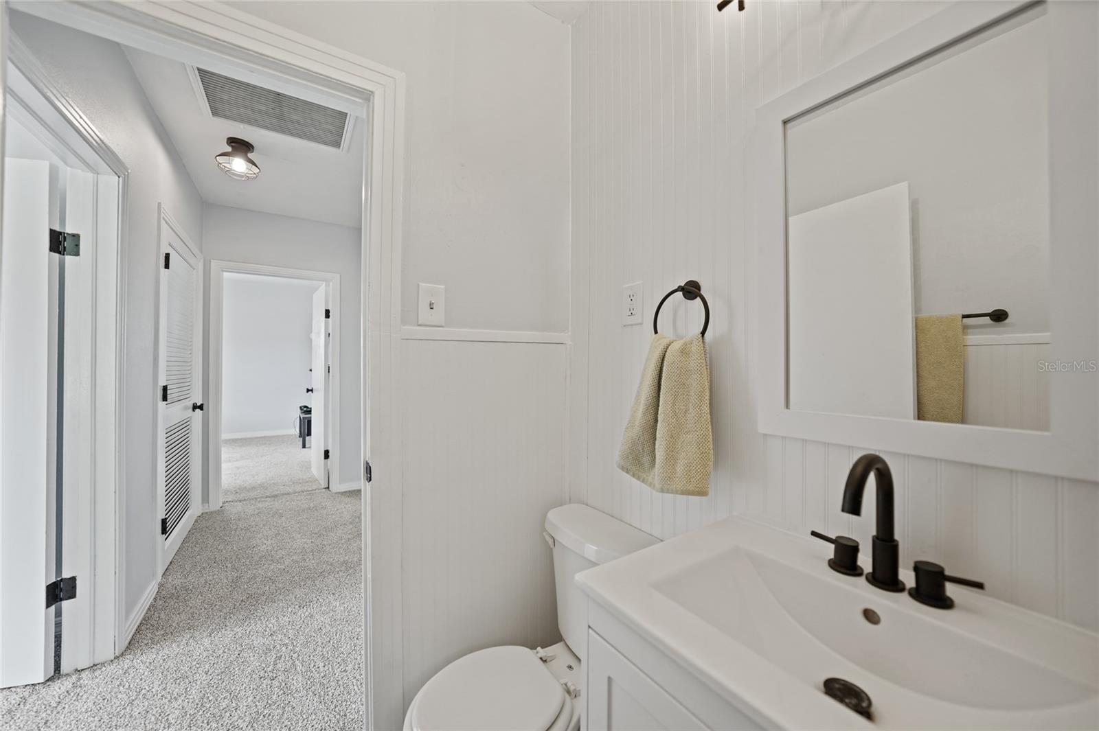 Image 29 of 51 For 117 Evangeline Street