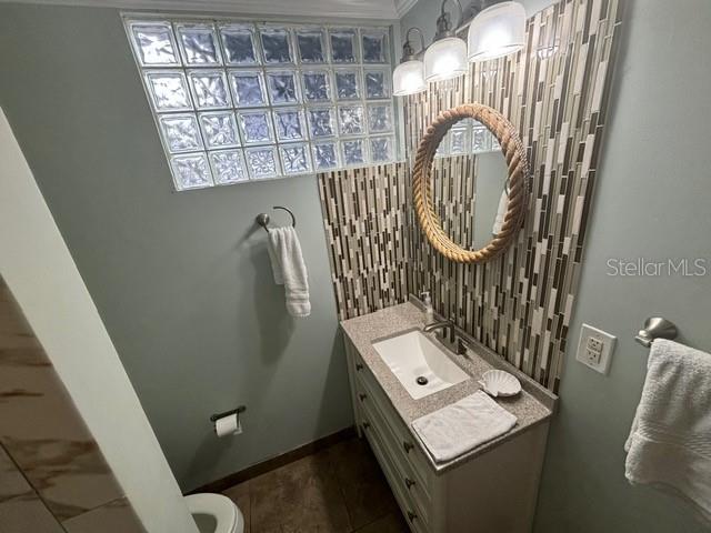 Image 21 of 30 For 4439 Ocean Boulevard 2a