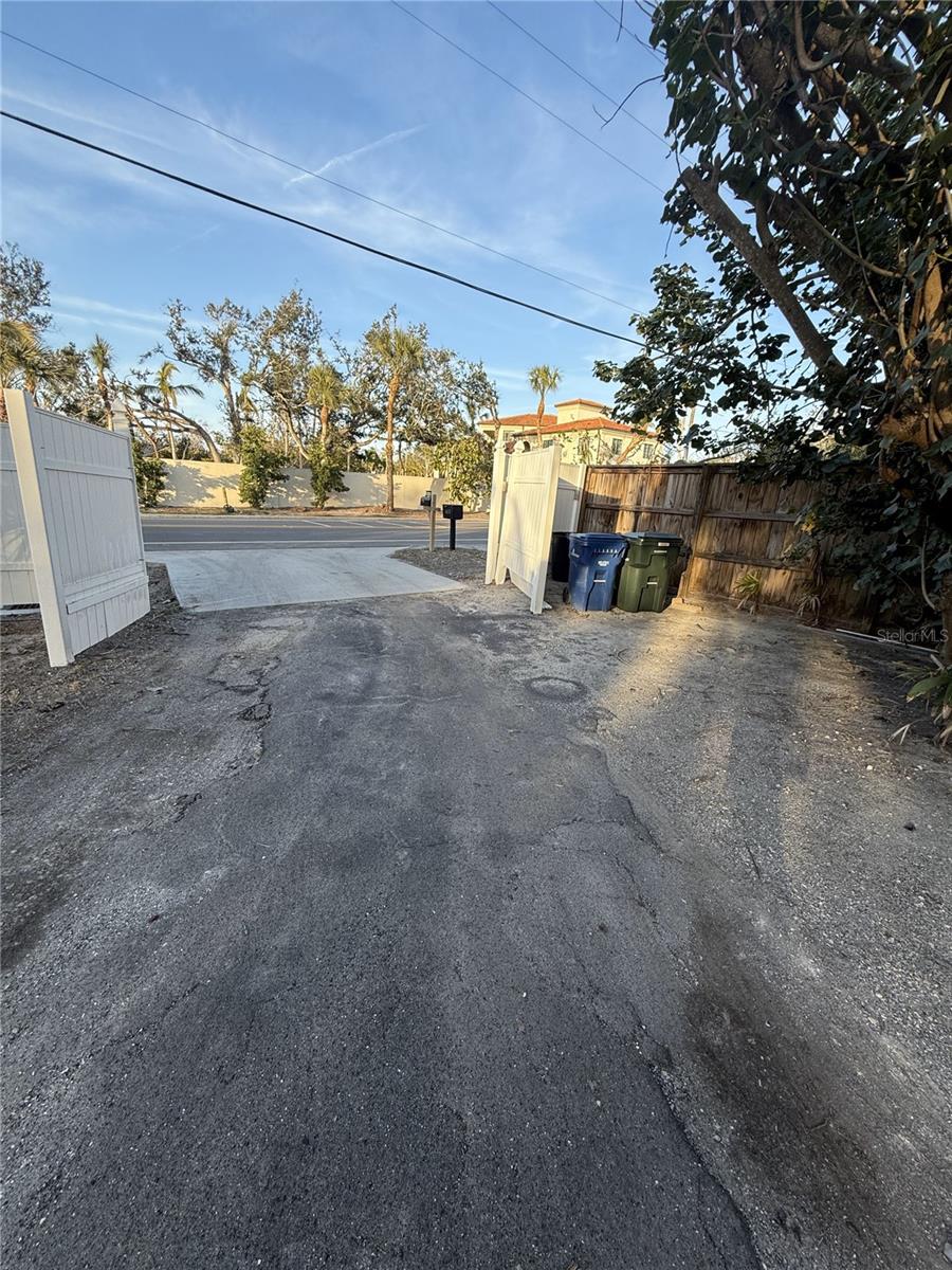 Image 3 of 30 For 4439 Ocean Boulevard 2a
