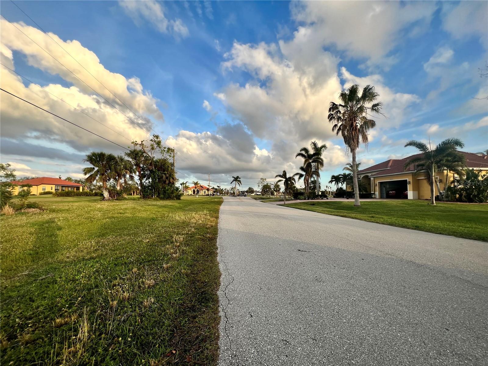 Image 3 of 4 For 24268 Peppercorn Road