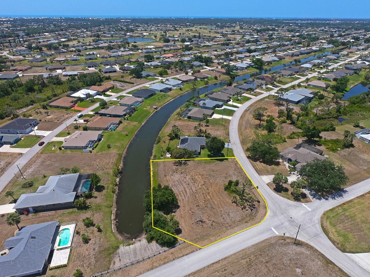 Image 4 of 16 For 133 Fairway Road