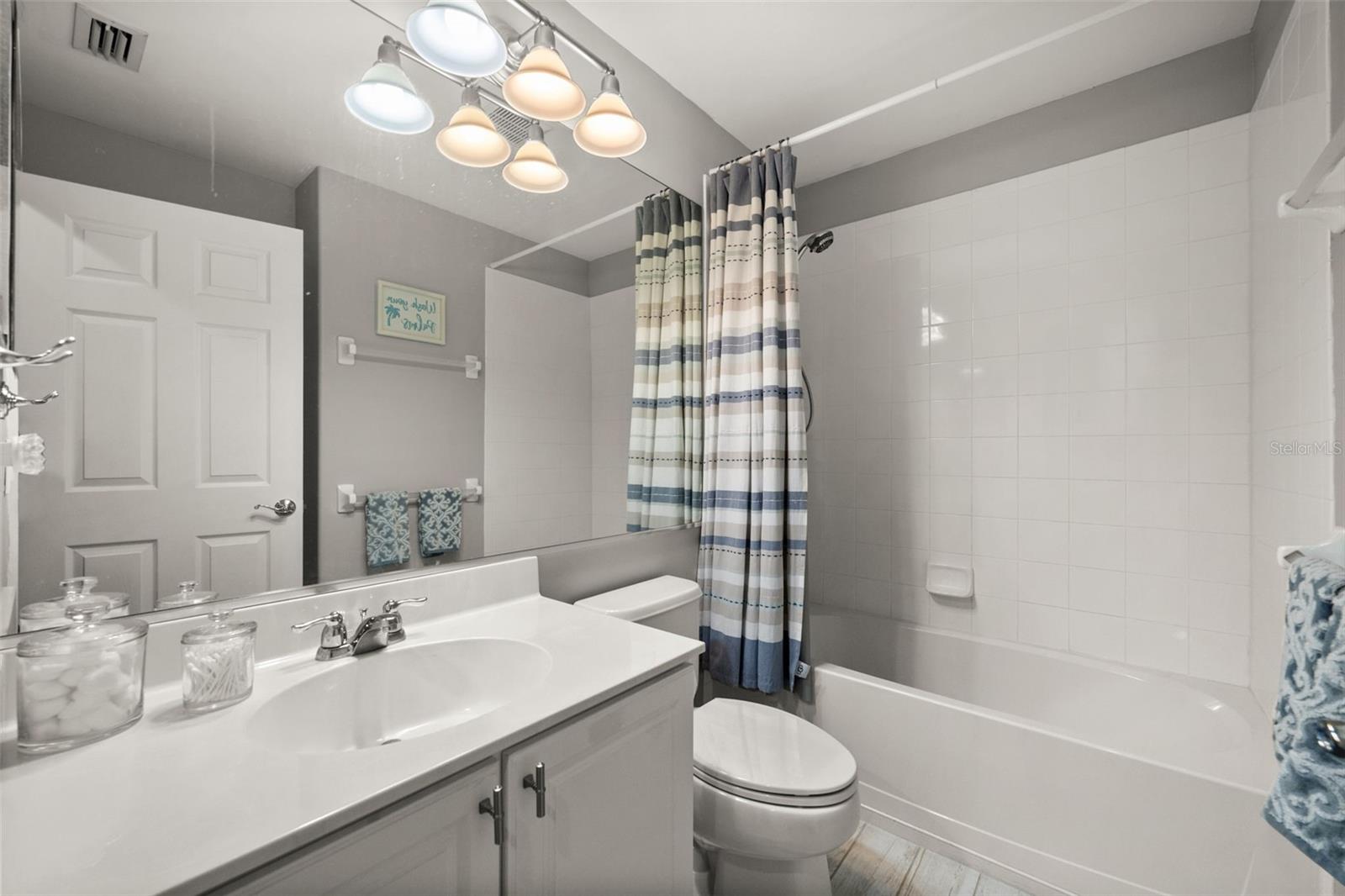 Image 25 of 35 For 2616 Somerville Loop 2105