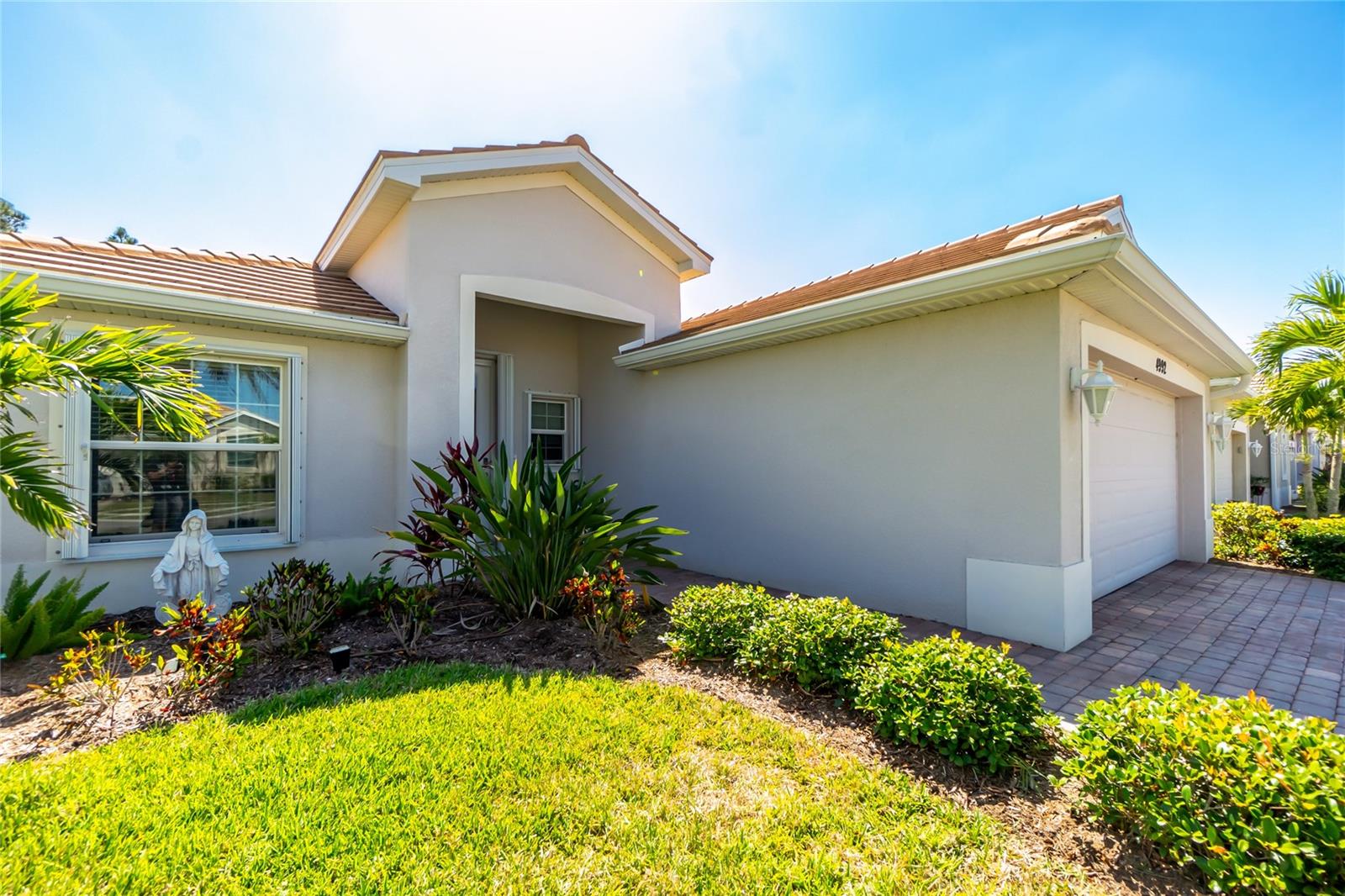 Image 4 of 69 For 4992 Brittain Way