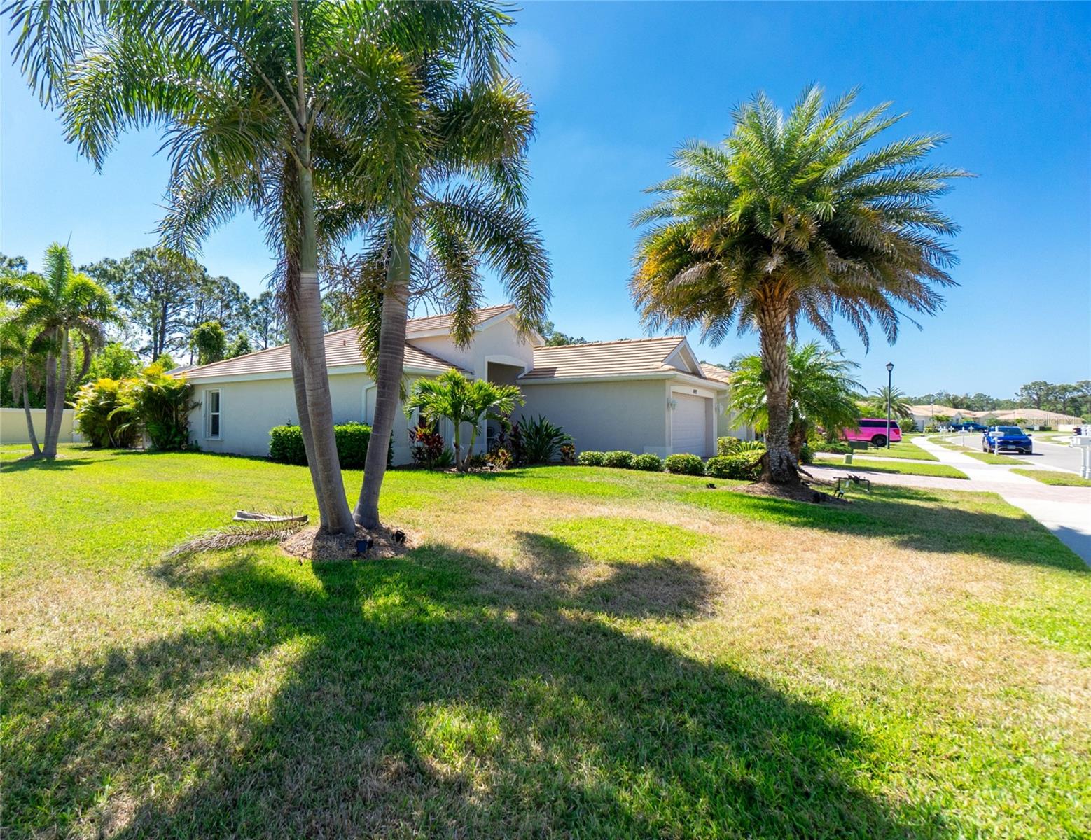 Image 46 of 69 For 4992 Brittain Way
