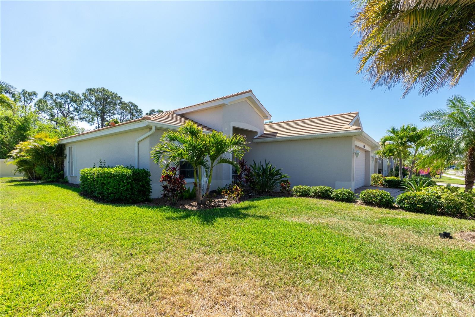Image 47 of 69 For 4992 Brittain Way