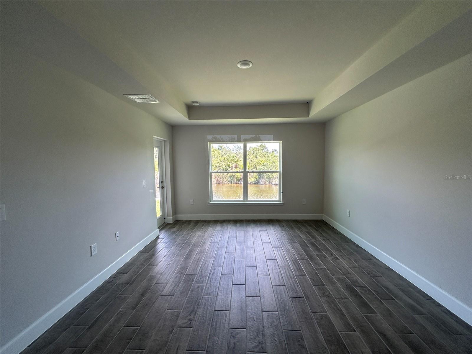 Image 14 of 50 For 27253 Porto Nacional Drive