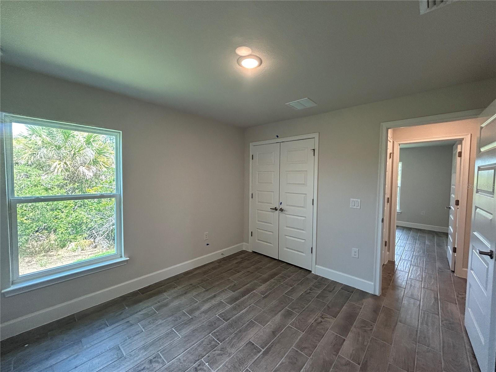 Image 26 of 50 For 27253 Porto Nacional Drive