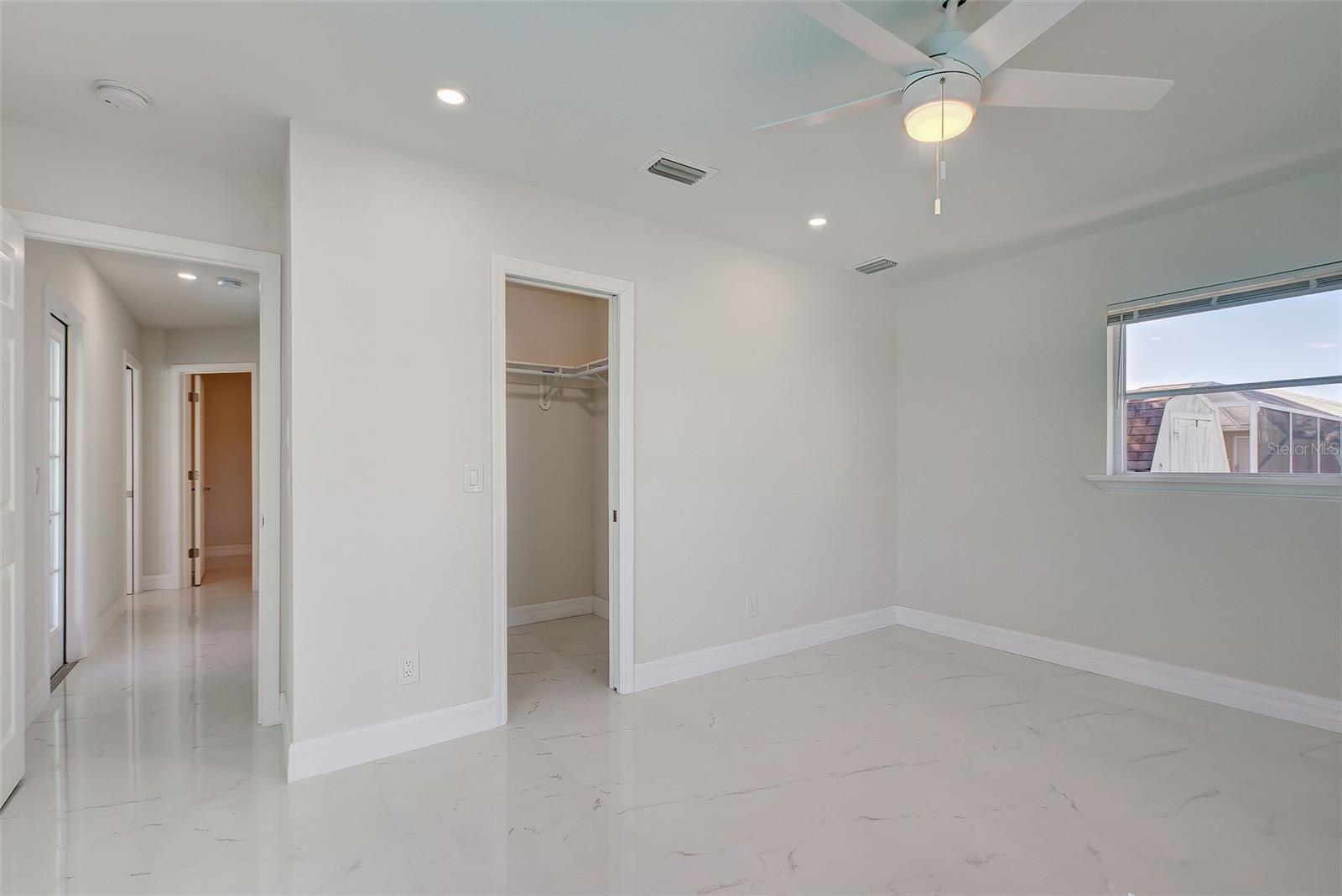 Image 11 of 23 For 9310 Rosebud Circle
