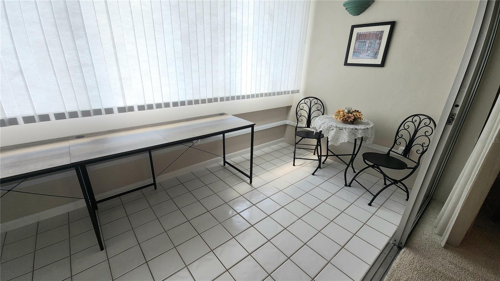 Image 18 of 45 For 21300 Brinson Avenue 201