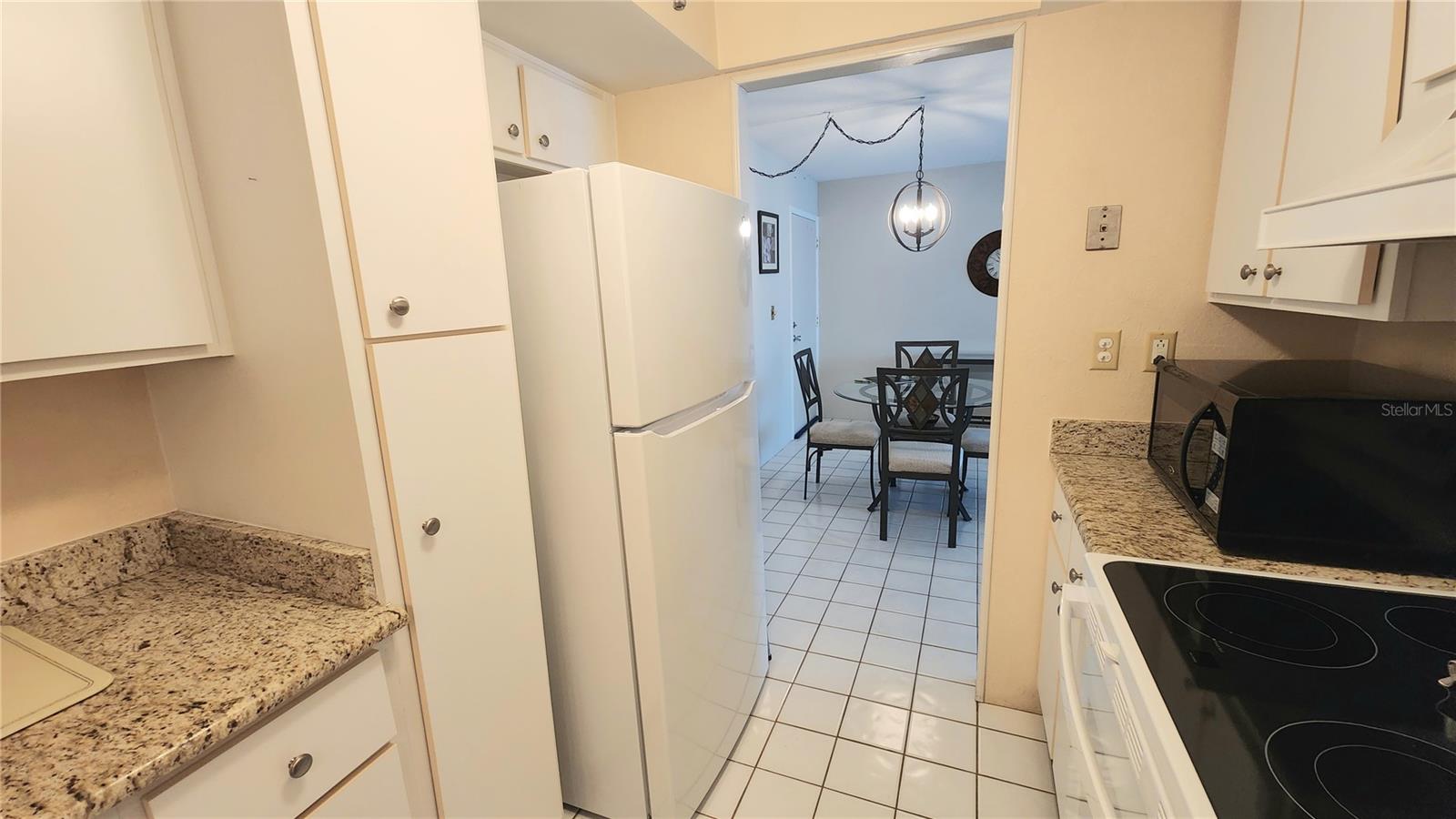 Image 20 of 45 For 21300 Brinson Avenue 201