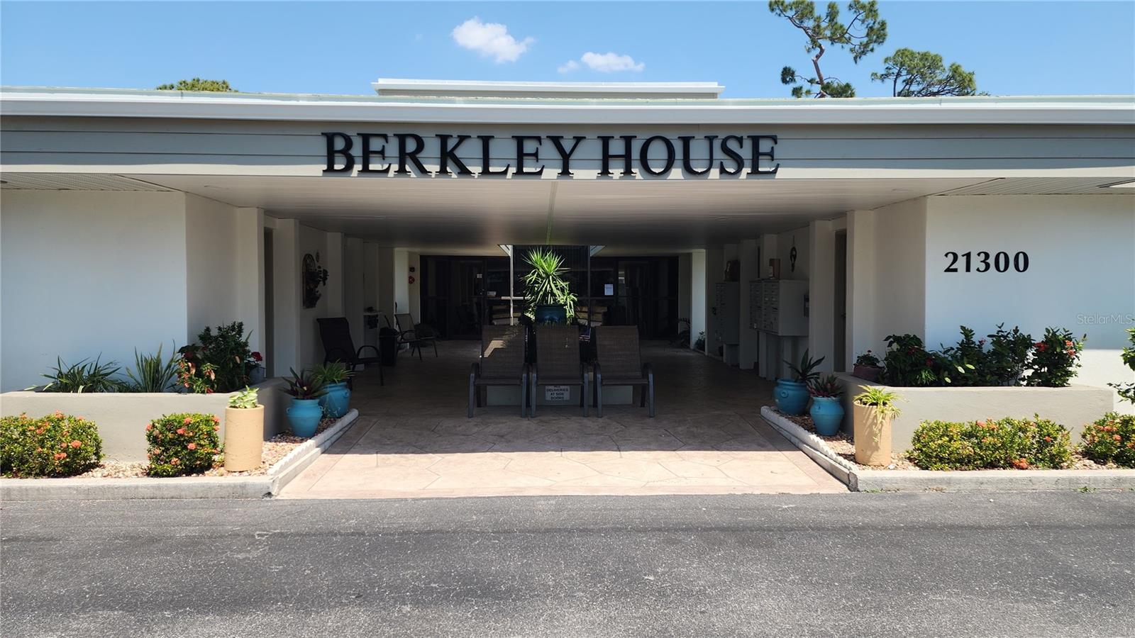 Image 45 of 45 For 21300 Brinson Avenue 201