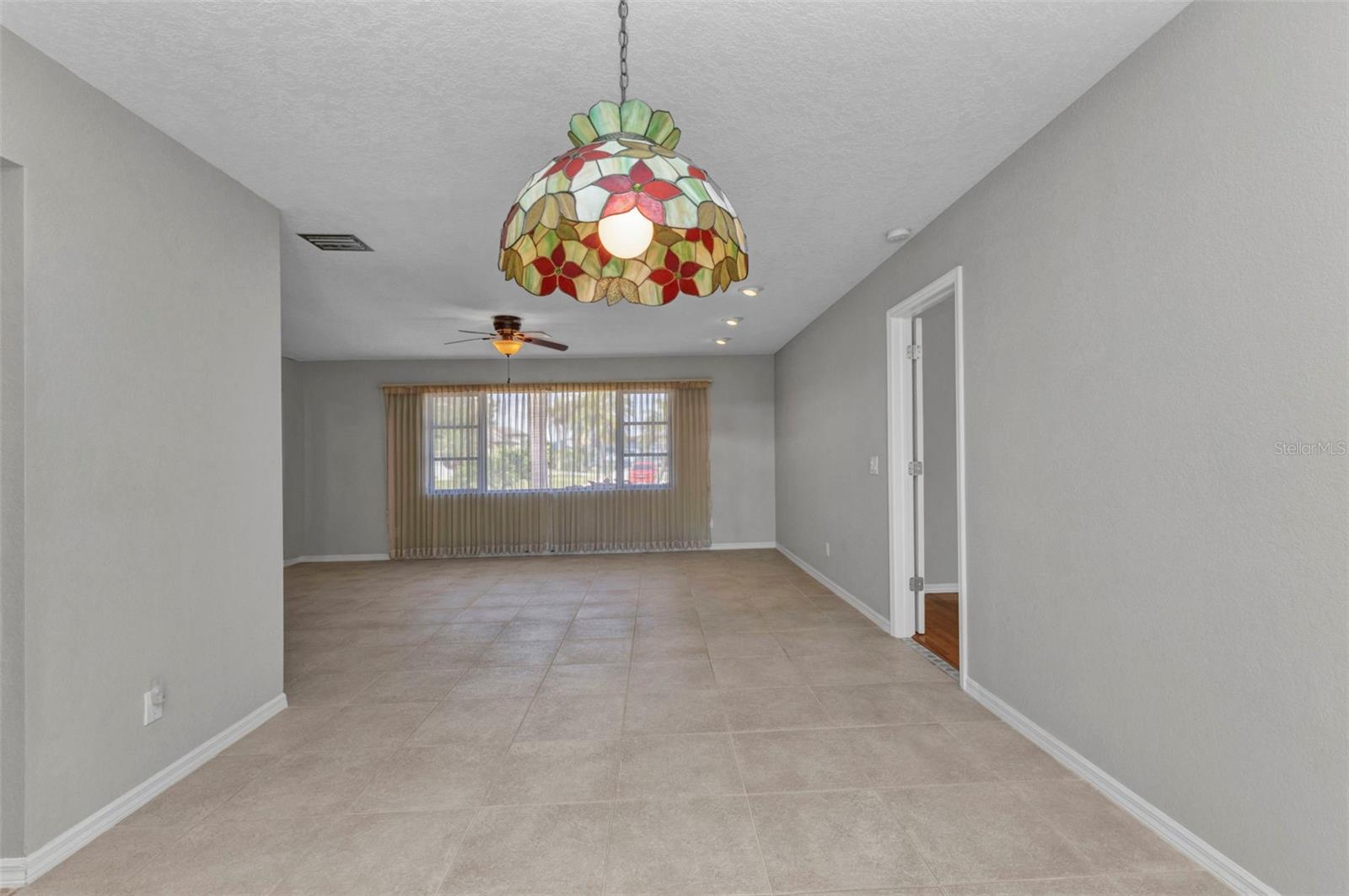 Image 18 of 67 For 80 Hibiscus Drive