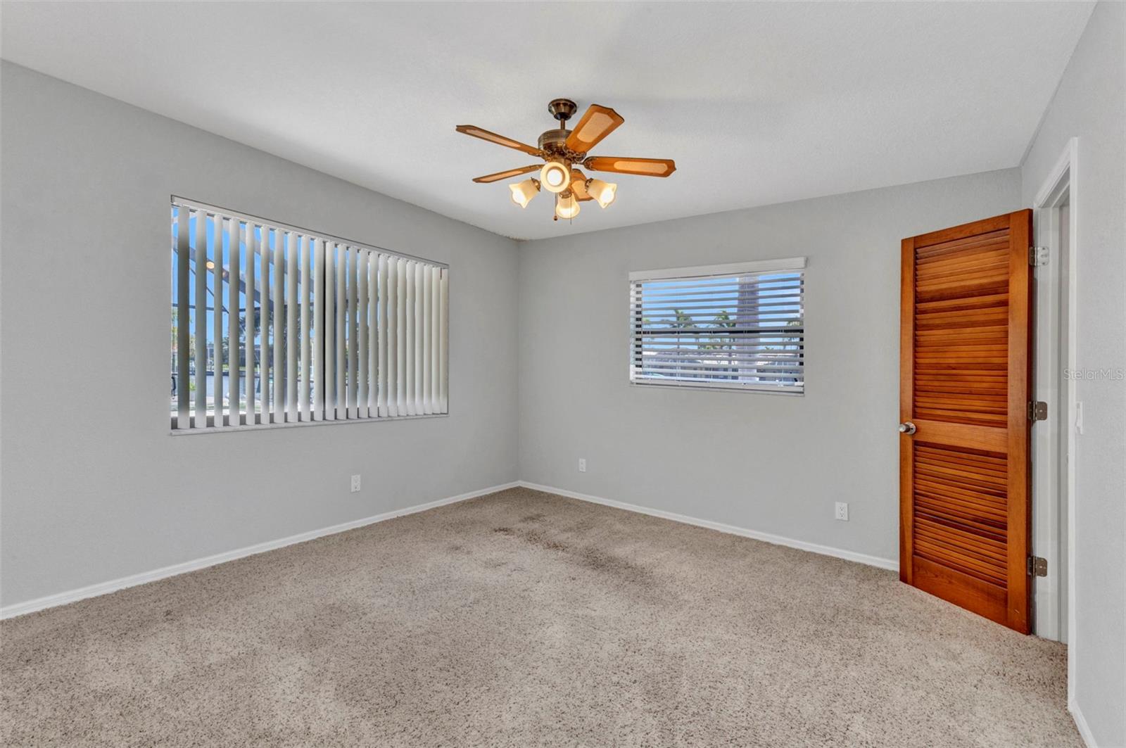 Image 39 of 67 For 80 Hibiscus Drive