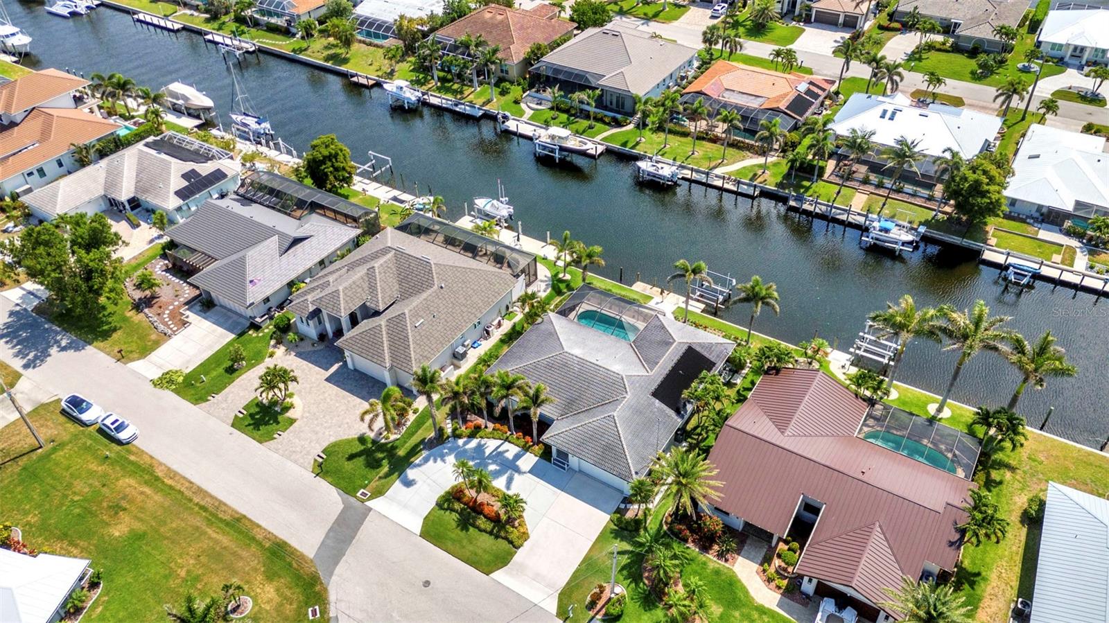 Image 65 of 67 For 80 Hibiscus Drive