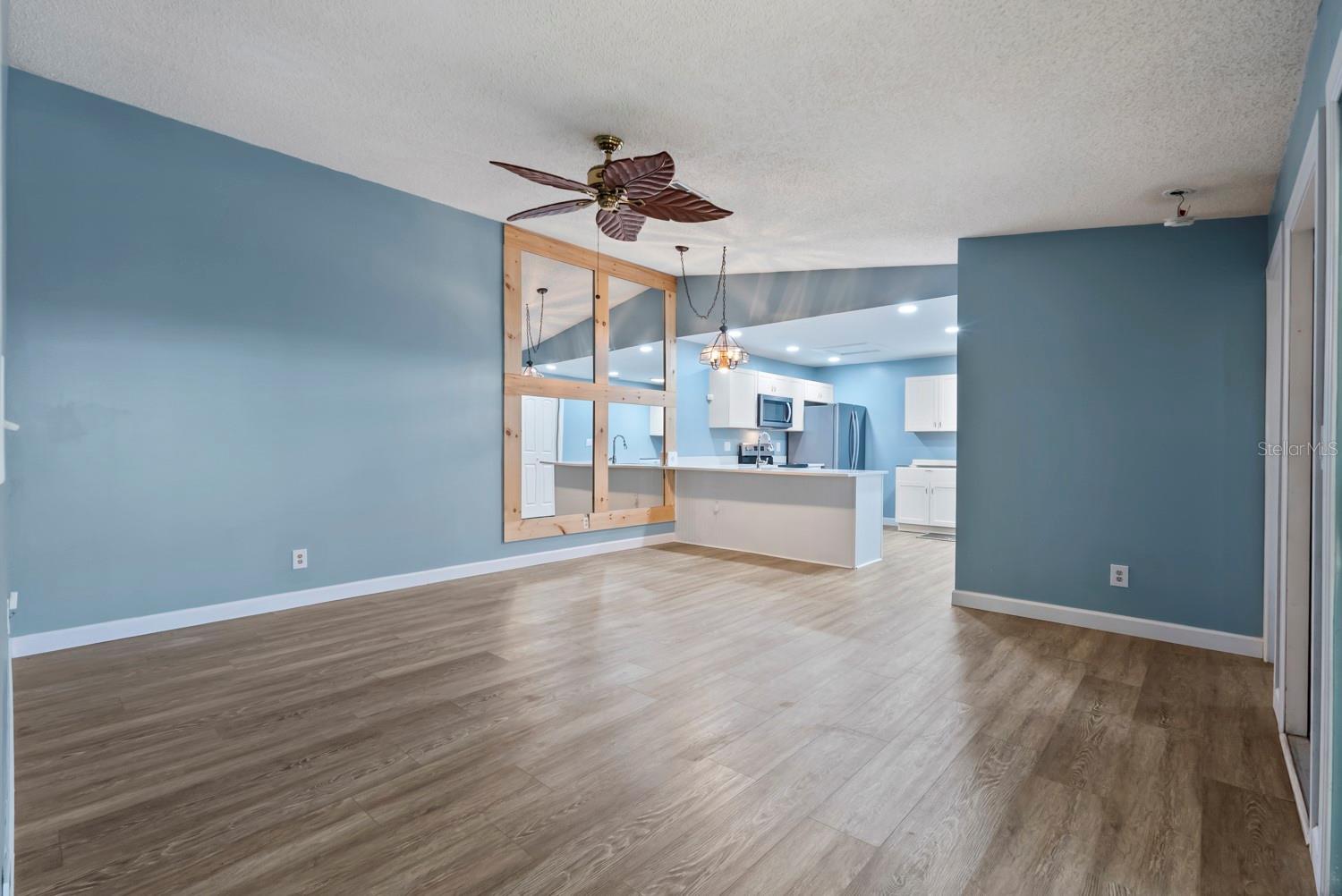 Image 13 of 50 For 15464 Crystal Lake Drive