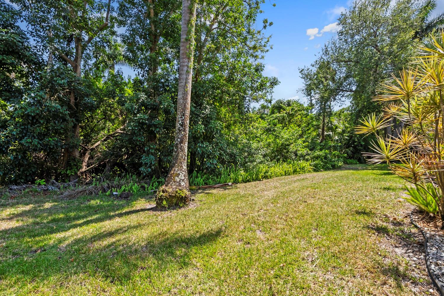 Image 29 of 50 For 15464 Crystal Lake Drive
