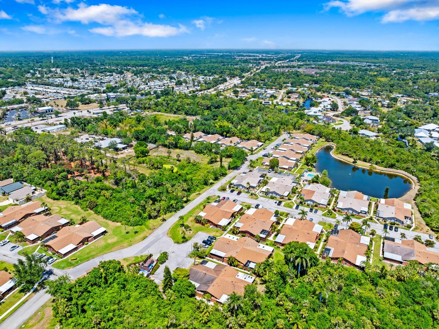 Image 32 of 50 For 15464 Crystal Lake Drive